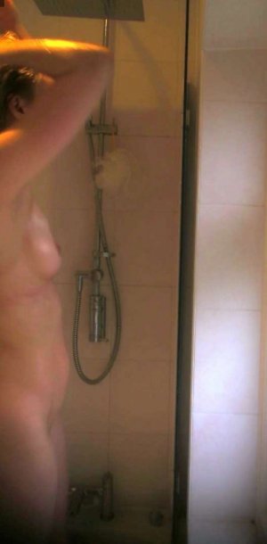 Selina massage sexe dans la Loire-Atlantique, 44